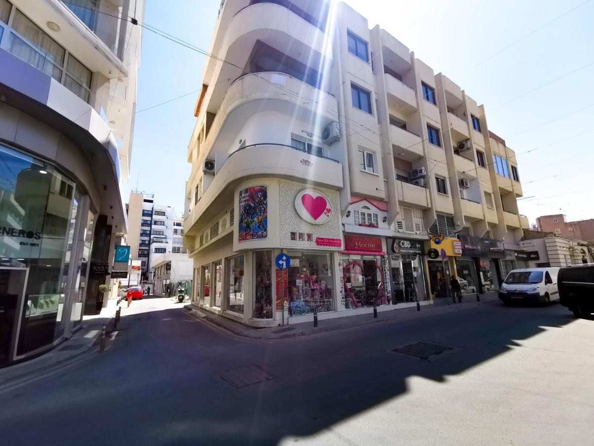 Beachy Keen City Apartment Larnaca Buitenkant foto